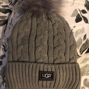 Grey women’s UGG hat